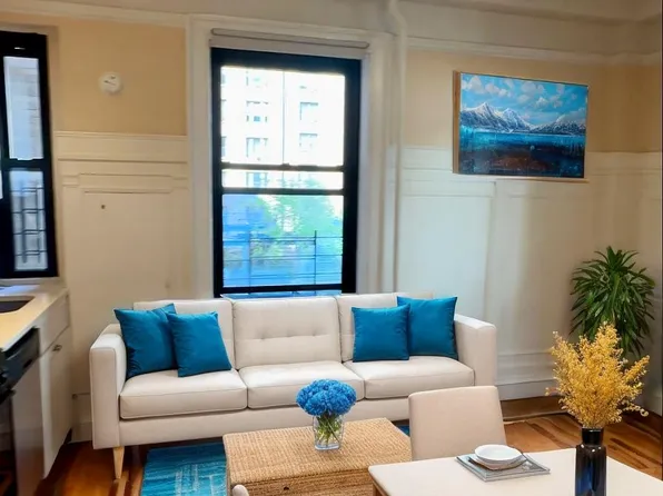 609 West 114th Street 35 image 3 of 11