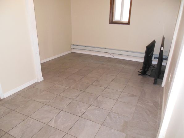 198 Main St #2
