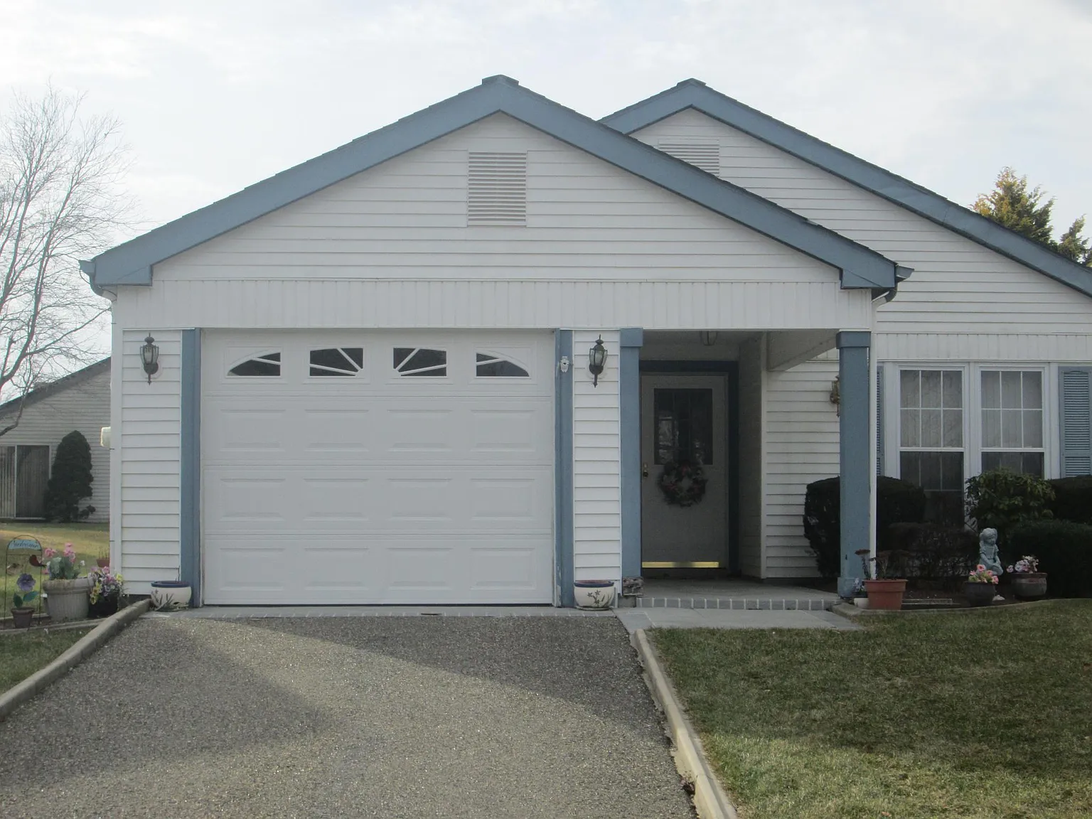 34 Marlow Ave photo 1
