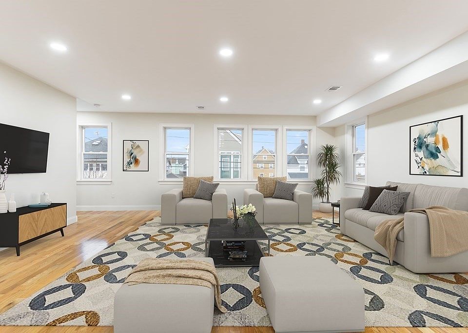 1st image of 223 Farrington St #2