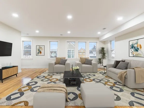 223 Farrington St #2, Quincy, MA 02170