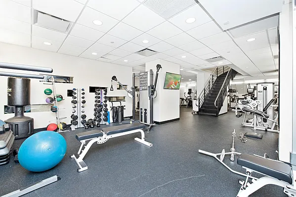 Rented by Keller Williams NYC | media 52