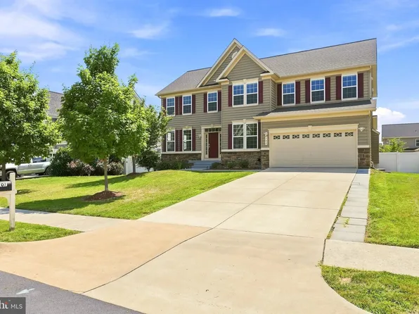 107 Paris Ct, Stephens City, VA 22655