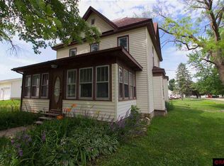 400 W Main St, West Concord, MN 55985