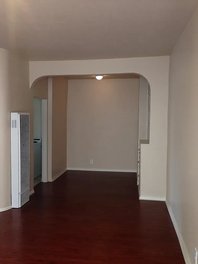 1 bed, 800 sqft, $1,980 — Photo 4