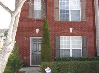 5561 Strathmoor Manor Cir, Lithonia, GA 30058