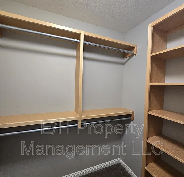5937 N Millsboro St — Photo 17
