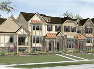 323 Bennett Dr, Carol Stream, IL 60188