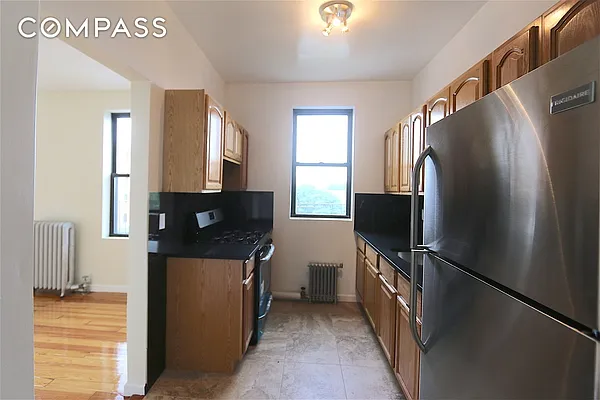 Rented by Compass | media 7