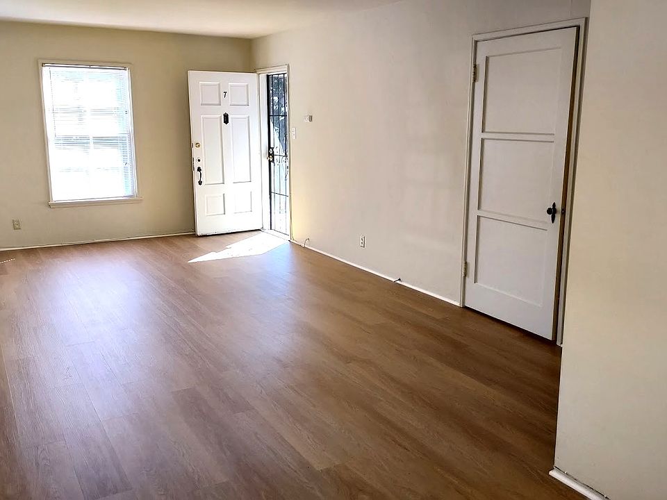 New wide plank vinyl flooring