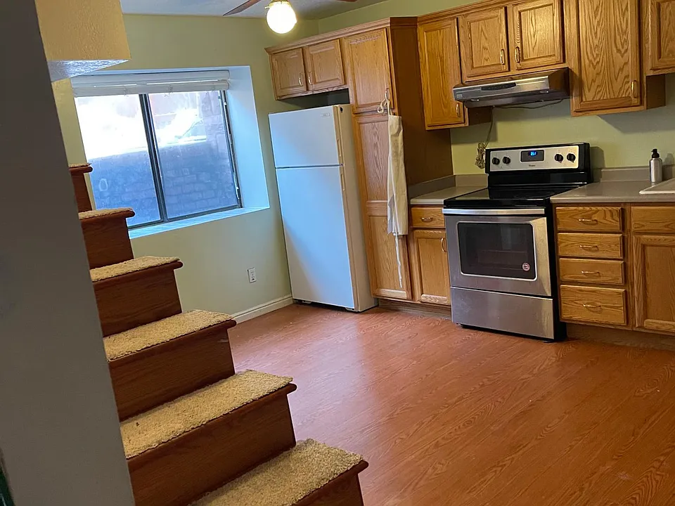 945 E 100 S #BASEMENT
