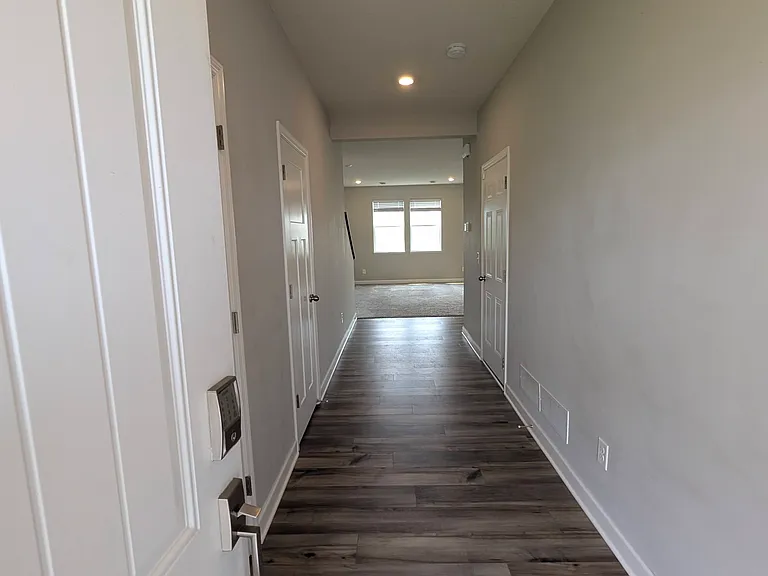 7368 183rd St W — Photo 5