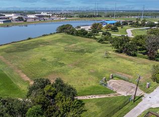 524 & 614 Mystery Harbor Ln Lot 1 & 2, Freeport, TX 77541