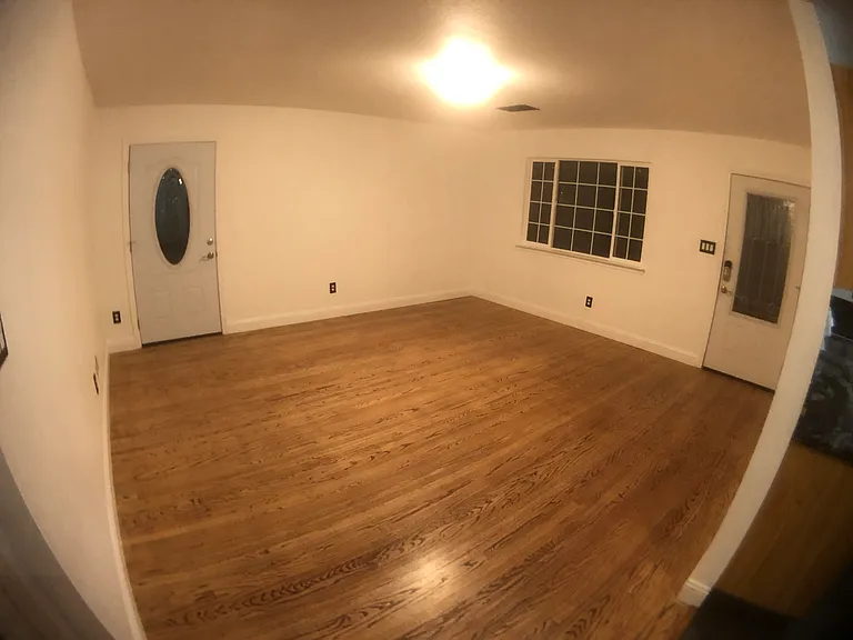 1405 Cypress Ln — Photo 10