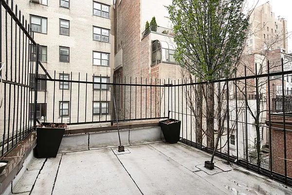 Rented by Compass | media 5