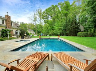 14 Heritage Rd, Old Tappan, NJ 07675