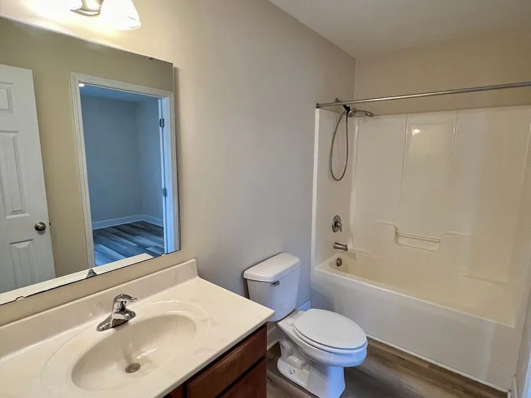 824 Rolling Pines Loop Rd — Photo 12