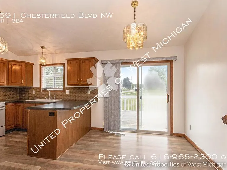4591 Chesterfield Blvd NW — Photo 16
