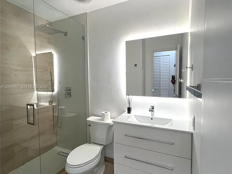 955 NW 106th Avenue Cir — Photo 3