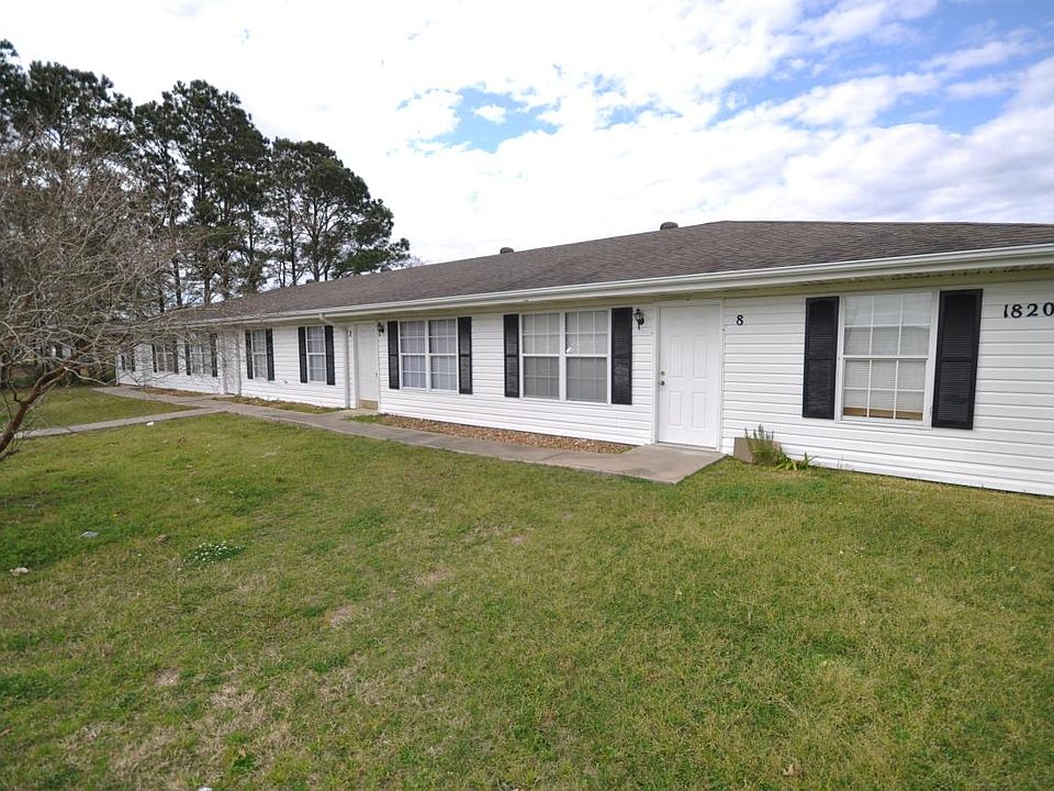 1st image of 1820 Monaghan Dr