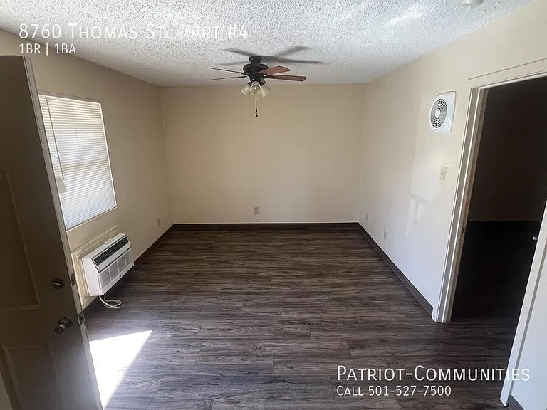 8760 Thomas St #4 — Photo 2