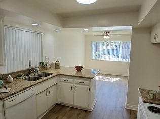 813 Amigos Way #22, Newport Beach, CA 92660