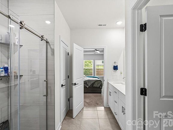 5th image of 9287 Dunwich Dr