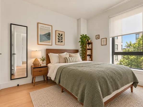 130 Hope St, Brooklyn, NY