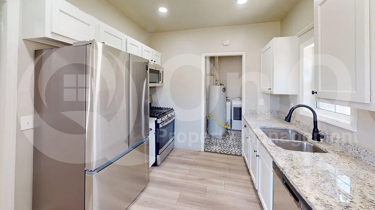 3 bed, 2.0 bath, 1160 sqft, $1,575 — Photo 4