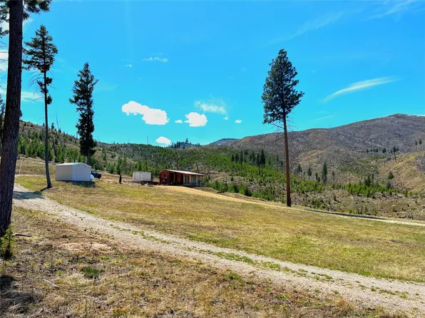 6497 Noisy Ln, Conner, MT 59827