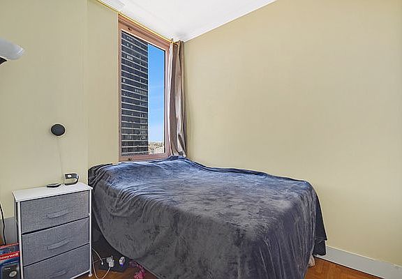 4th image of 524 E 72nd St APT 26H