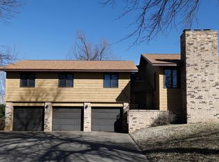 3745 W Kingsley St, Springfield, MO 65807