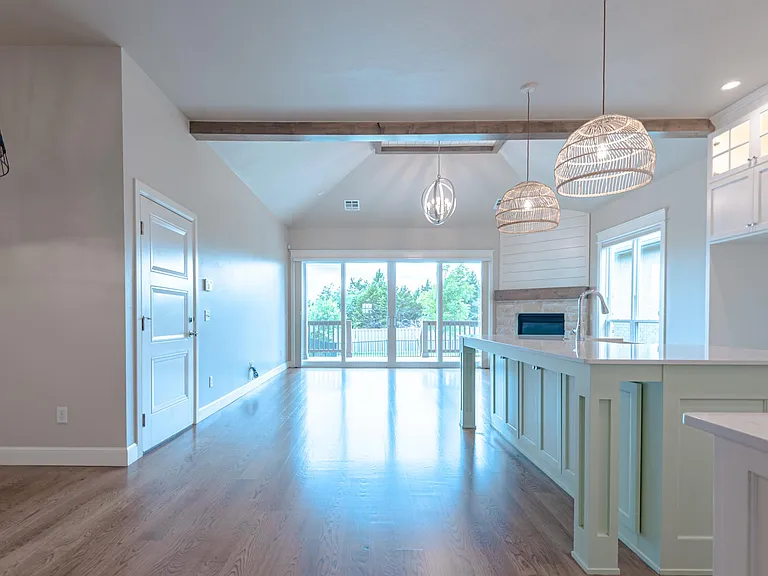 1809 Plaza District Dr — Photo 24