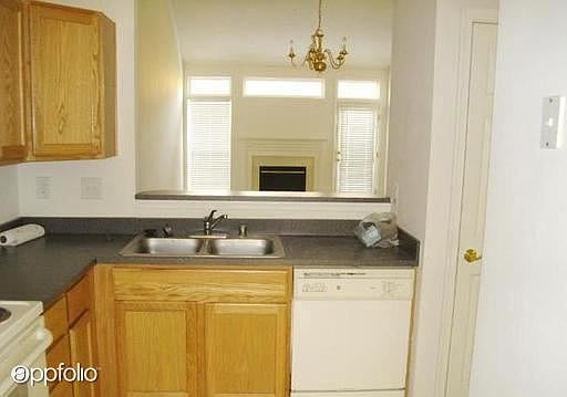 5th image of 5055 Woods Line Dr Unit 28