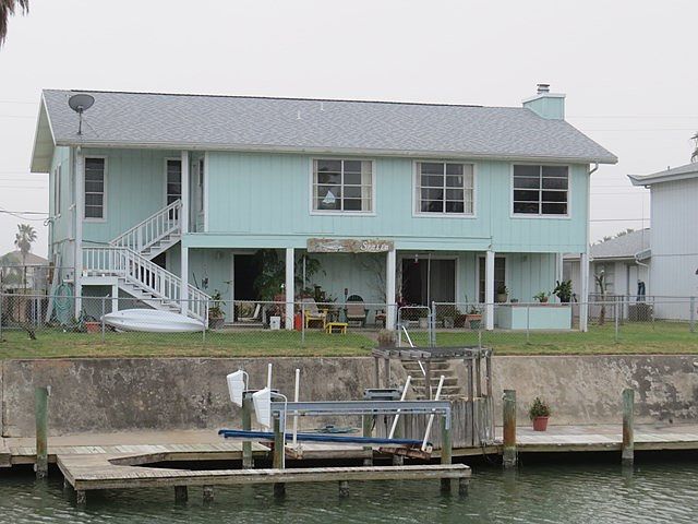 1st image of 142 Palm Dr