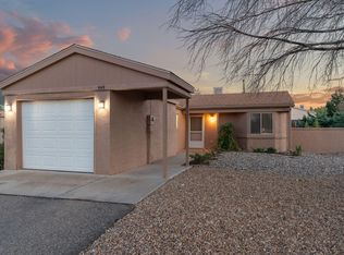 949 Harrison Dr NE, Rio Rancho, NM 87144