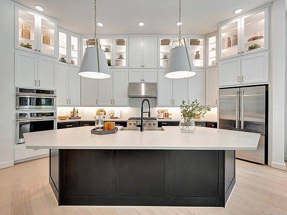 The Cassandra - Kitchen
