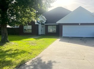 5741 Larch St, Lake Charles, LA 70605