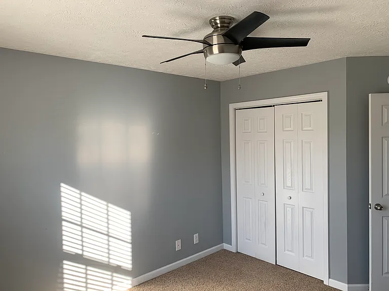 1617 Broad Cir — Photo 9