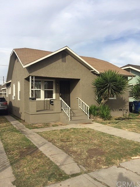 2nd image of 843 E 73rd St
