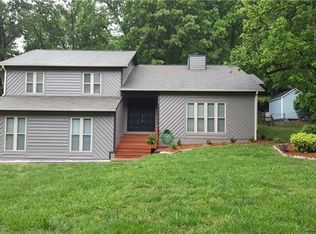 8212 Rittenhouse Cres, Charlotte, NC 28270