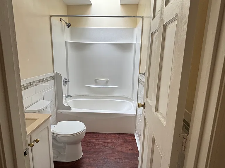 453 Pond St #3 — Photo 8