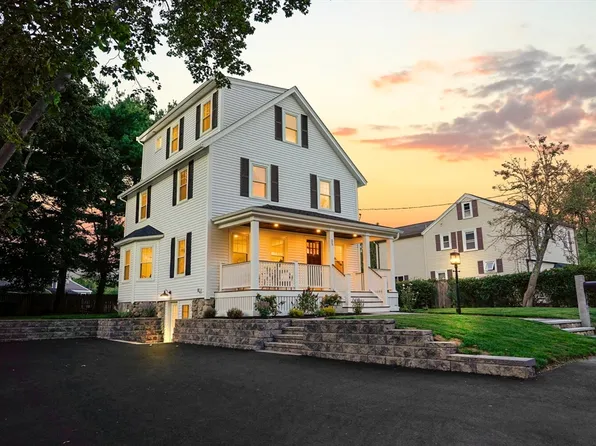 55 Lowell St, Woburn, MA 01801