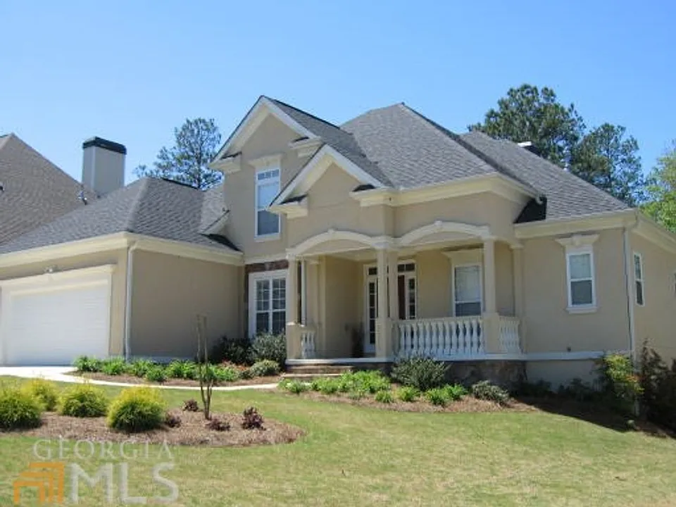 44 Vaux Way