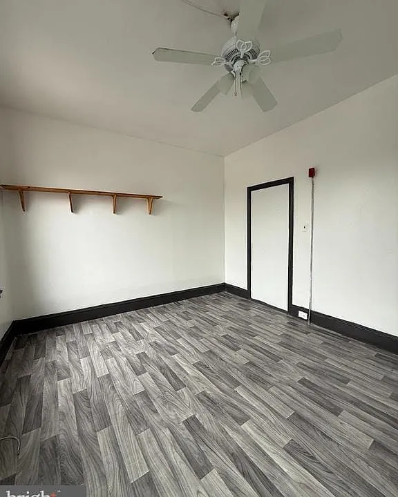 3258 N Park Ave #2R