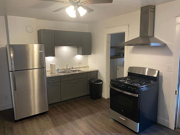 Kitchen with brand new appliances