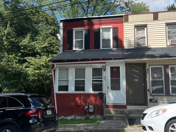 23 Newlinville Rd, Coatesville, PA 19320
