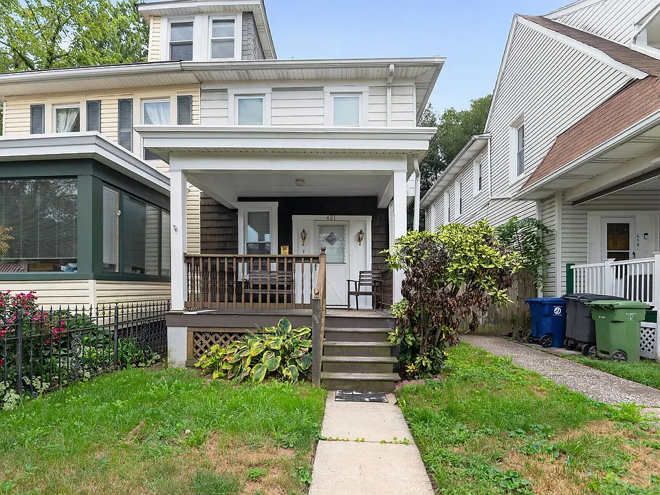 421 Charter Oak Ave