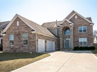 14423 Eddington Pl, Fishers, IN 46037
