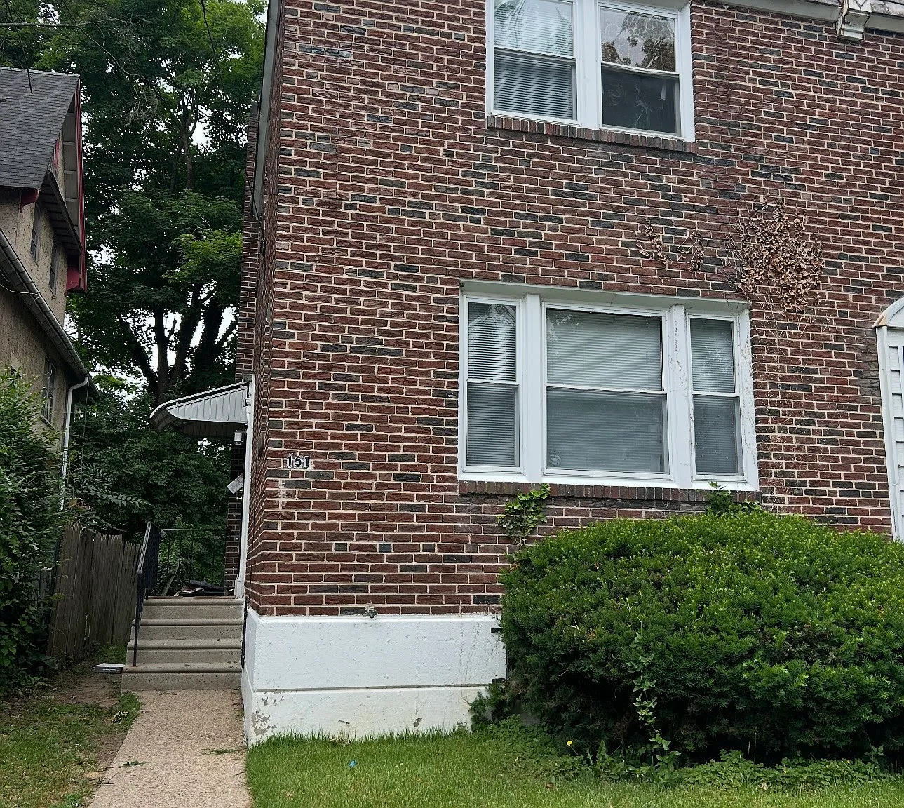 3 bed, 1188 sqft, $1,900 — Photo 3